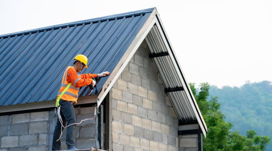 Expert new roof installation services in Underwood, IN